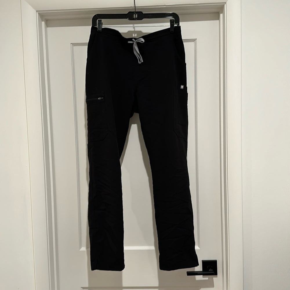 Figs scrubs technical collection